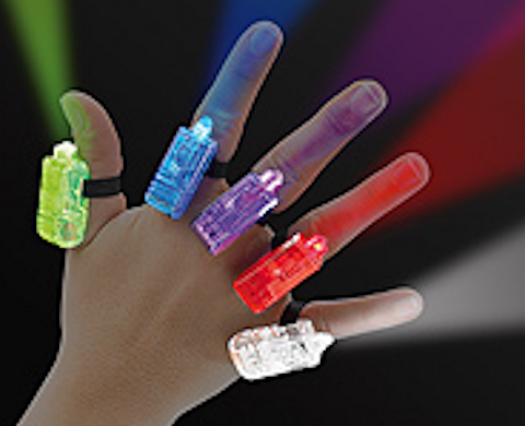https://heissimarroni.ch/contents/media/nc-8077-912_infactory_bunte_led-fingerlichter_1.png